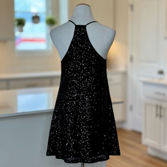 Pearl Georgina Chapman of Marchesa | Black Sequin Trapeze Mini Dress - Picture 5 of 8